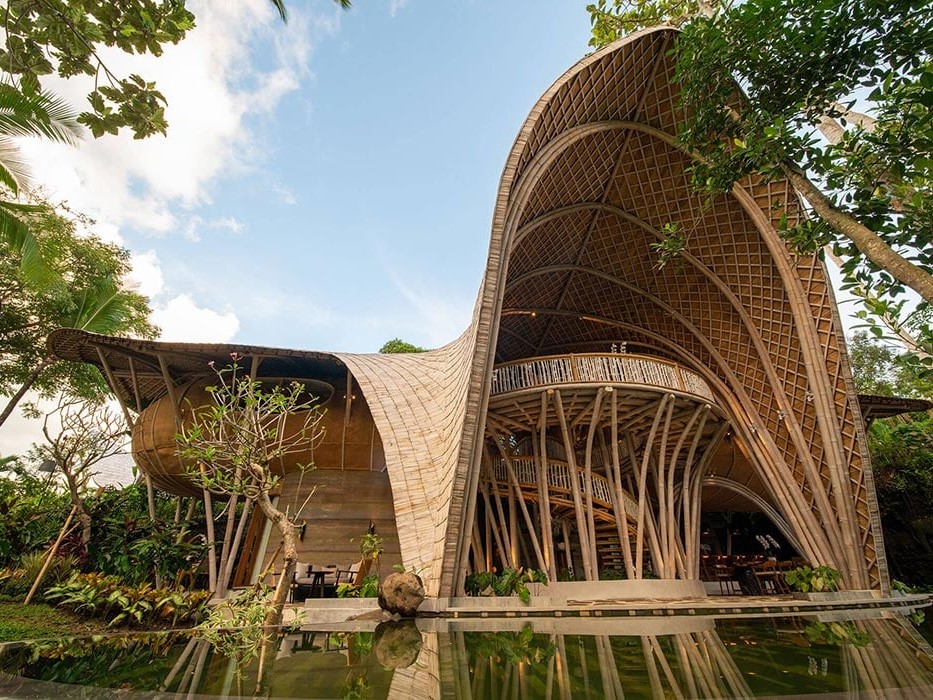 Sustainable Building with Bamboo .